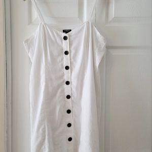 White Express dress in size Large